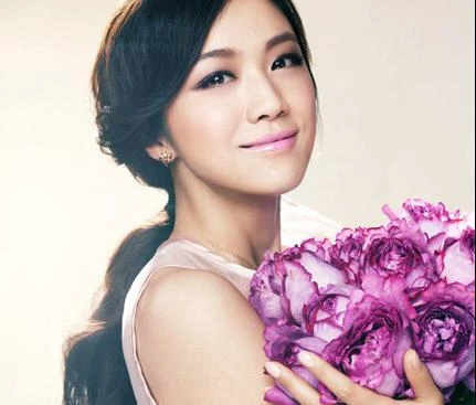 Mỹ nhân phim “Sắc giới” đẹp lên nhờ tình yêu