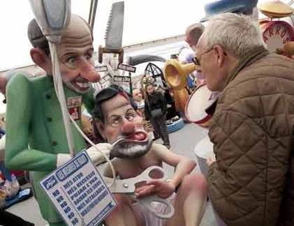 Độc đáo lễ hội Las Fallas ở Valencia