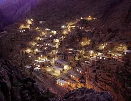 Ảnh hé lộ cuộc sống bên trong đất nước Iran