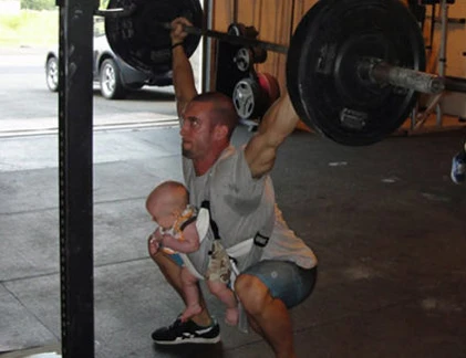 Những khoảnh khắc “khó đỡ” trong phòng tập thể hình