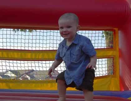 Những kỷ lục thương tích khó ngờ của trẻ 