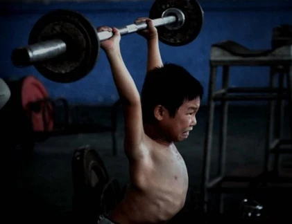 Cận cảnh lò đào tạo vận động viên “nhí” ở Trung Quốc