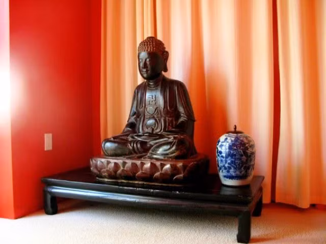 “Độc đáo” không gian tôn trí tượng Phật tại tư gia