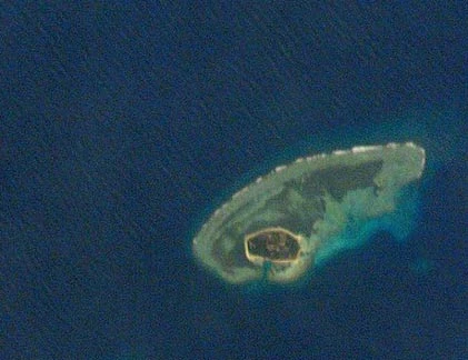 Ảnh vệ tinh cực đẹp về “Bãi Cát Vàng” Hoàng Sa 