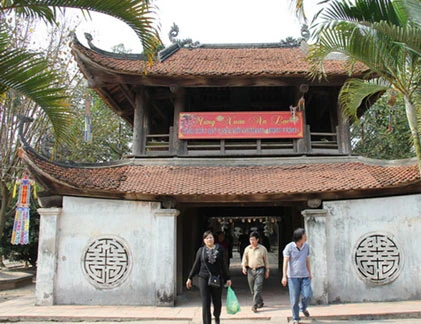 Vẻ đẹp nguyên sơ hấp dẫn của chùa Bút Tháp