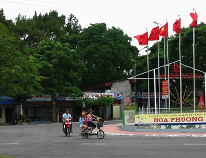 Mại dâm ở Đồ Sơn “vẫy tay rụt rè” vì... bão số 2?