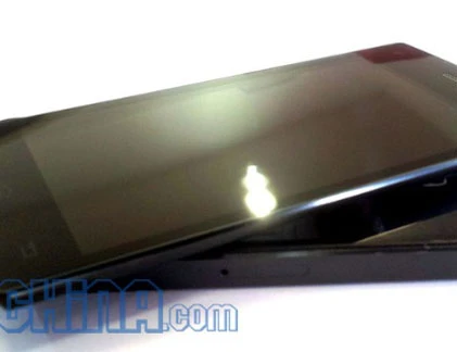 Điểm tin công nghệ: Lộ diện điện thoại Umeox X5 mỏng vô địch