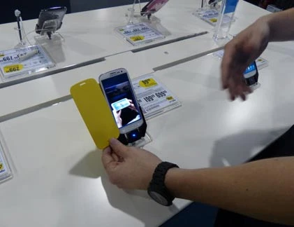 Điểm tin công nghệ: Samsung Galaxy S IV cực... dễ sửa