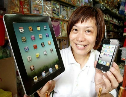 iPhone, iPad... giấy “sốt hàng” dịp Tết Thanh minh