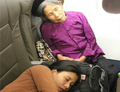 Jetstar bị “tố” ngược đãi hành khách tới... đói khát, ngất xỉu