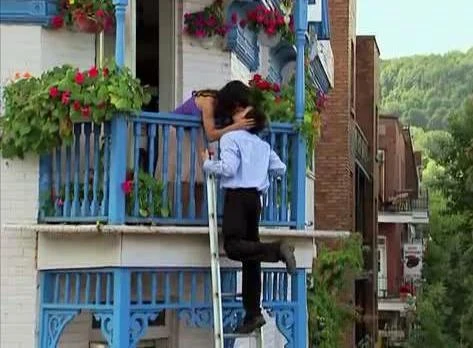 Clip hài: Chuyện tình “Romeo và Juliet” thời hiện đại