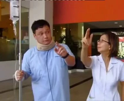 Chết cười...với bệnh nhân đi xe taxi