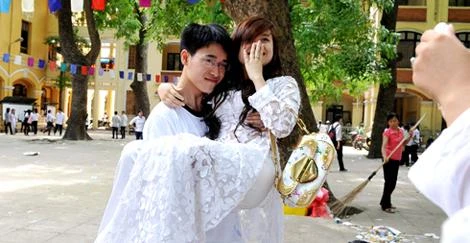 Những màn “quậy tưng” khi chia tay tuổi học trò