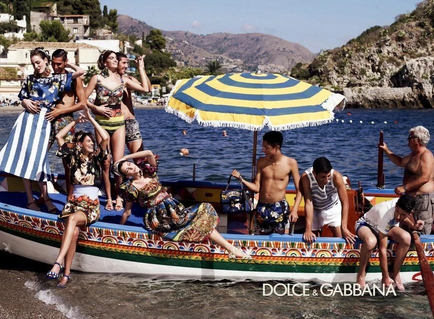 Những bộ hình quảng cáo hút mắt công chúng 