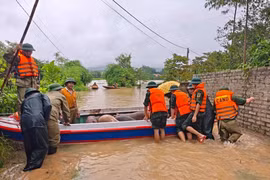 Báo động lũ khẩn cấp trên sông Lục Nam, sông Thương và sông Cầu