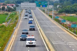 Cục Đường bộ nói gì lỗi thu phí không dừng trên cao tốc Bắc - Nam?