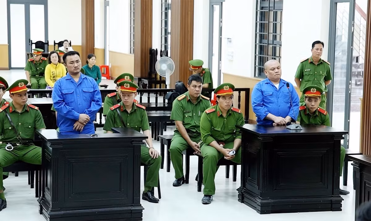 bi-cao-phuc-va-luan-tai-phien-toa.jpg