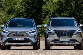 Toyota bất ngờ tiếp cận "giải cứu" Nissan?