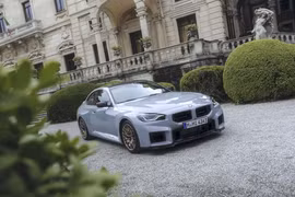BMW M2CS 2026 - Coupe hiệu năng cao từ 2,56 tỷ đồng