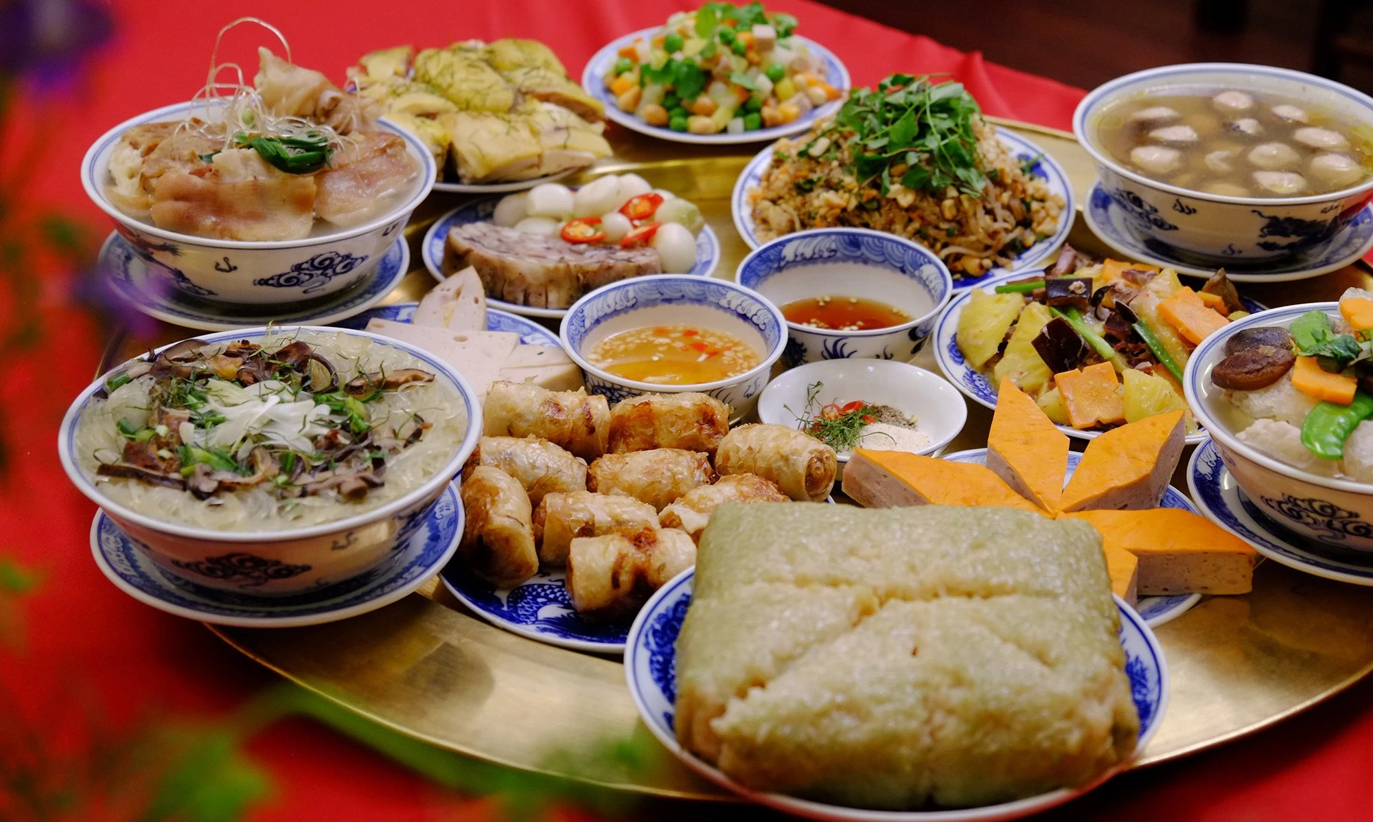 Độc đáo bữa cơm ngày Tết của quê hương Công Phượng