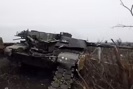 Ukraine đã hết xe tăng Mỹ, Nga cũng phải dùng đến tăng T-62