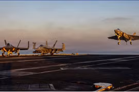 Xung đột Iran bước qua ngày 21, Mỹ - Israel dốc toàn lực