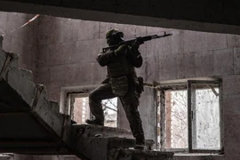 Quân đội Nga thọc sâu vào thành phố, chiếm đường phố trung tâm của Pokrovsk 