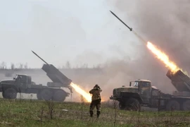 Quân đội Nga tạo thế bao vây Lyman và Siversk ở bắc Donetsk 