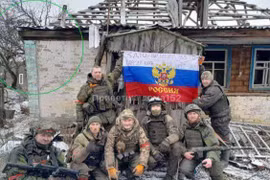 Những video ban đầu cho ý tưởng "50% nằm dưới sự kiểm soát của Nga" vẫn chưa giúp khẳng định một cách chắc chắn về sự ổn định. Hiện tại, việc duy trì vùng "xám" sẽ chính xác hơn cho đến khi có bằng chứng không thể bác bỏ.