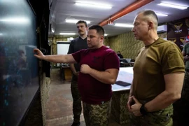 Tư lệnh Ukraine đến Pokrovsk, Nga đột kích thành phố theo cách không ai ngờ