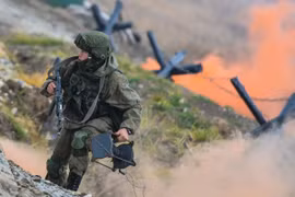 Hải quân đánh bộ Nga tiến sâu vào Sumy, Ukraine khó phản công do thiếu quân