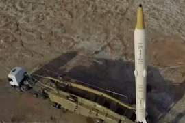 Hai lữ đoàn tên lửa Iran tung đòn tấn công trả đũa Israel