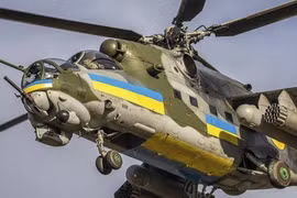 Bất ngờ UAV Nga bắn hạ trực thăng tấn công Mi-24 Ukraine 