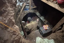 Tuy nhiên, thành phố Pokrovsk có hệ thống công sự và đường hầm sâu được xây dựng trong tám năm qua. Quân đội Ukraine vẫn quyết tâm chiến đấu và sẽ không dễ dàng rút lui. Vùng tiêu diệt máy bay không người lái dài 20 km khiến quân Nga rất khó tiến quân.