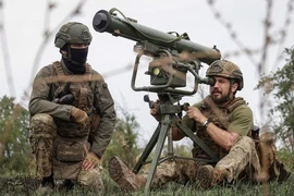 Cứu mặt trận Pokrovsk bằng mọi cách, Ukraine bỏ mặc phòng tuyến phía đông