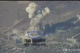 "Mỏm đá" Dobropillia rực lửa, Lữ đoàn Azov vẫn còn đang hoảng loạn 