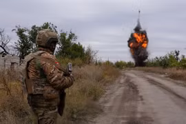 Nga quyết tâm cắt đôi Pokrovsk, phòng tuyến Ukraine rơi vào hỗn loạn 