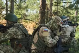 Quân đội Nga đột kích luồn sâu vào Siversk, tiền tuyến rung chuyển