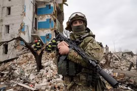 Quân Nga tiến vào Myrnohrad từ đầu cầu Rivne, giao tranh ác liệt