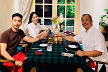 Phan Hiển chúc mừng sinh nhật Chí Anh