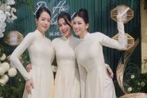 Dàn phù dâu trong lễ ăn hỏi của Đỗ Thị Hà khoe nhan sắc gây mê