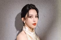 Hoa hậu Tiểu Vy nhận lỗi vụ hình ảnh dự sự kiện có logo quảng cáo cá độ