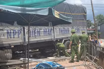 Thủ tướng chỉ đạo khắc phục hậu quả vụ xe tải lao vào chợ chuối ở Quảng Trị