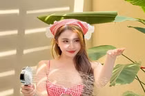 “Cá sấu chúa” Quỳnh Nga diện đồ tắm khoe vóc dáng gợi cảm