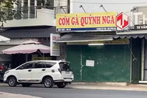 Nhiều người nhập viện sau bữa cơm gà, Bộ Y tế yêu cầu làm rõ nguyên nhân