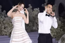 Đỗ Thị Hà và Viết Vương tổ chức đám cưới ấm cúng tại Hà Nội