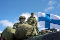  NATO đặt bộ tư lệnh lục quân cách biên giới Nga 200km