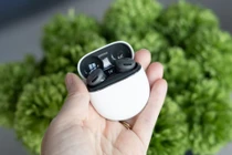 Tai nghe Pixel Buds 2A với Gemini và pin có thể thay thế