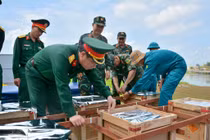 'Trận địa' pháo hoa sẵn sàng thắp sáng bầu trời Quảng Ngãi 