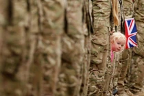 Anh báo động vấn nạn quân nhân rời ngũ viện 'lý do gia đình'